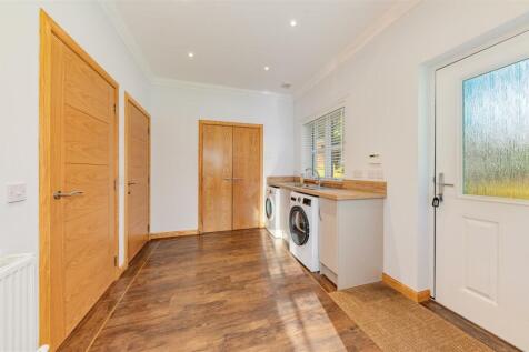 61A Brechin Road Kirrie-24.JPG