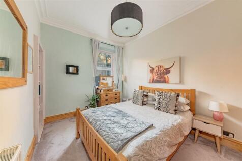 36 Albany Terrace Dundee-6.JPG