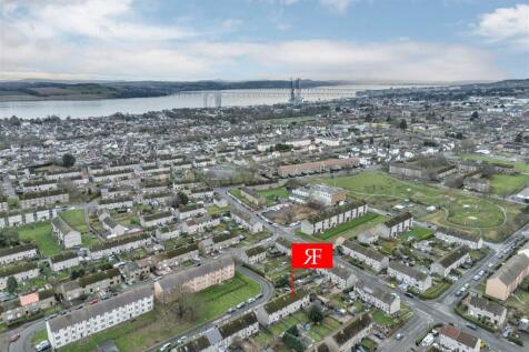 16 Balmoral Gardens Dundee-4.JPG