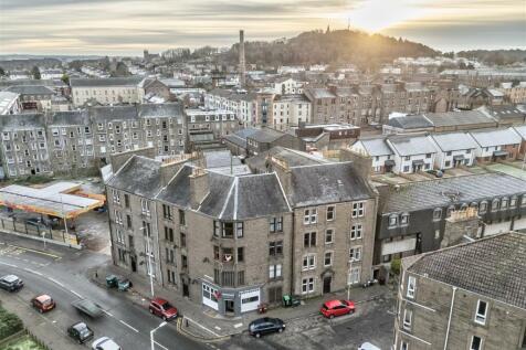 2R 182 Strathmartine Road Dundee-2.JPG