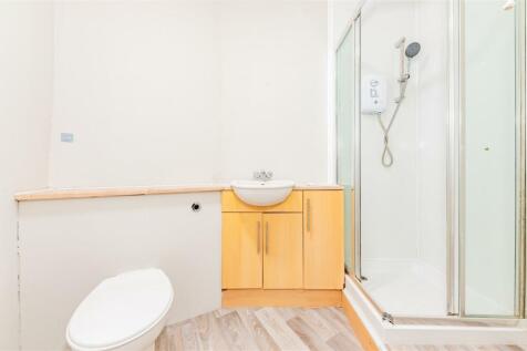 2R 182 Strathmartine Road Dundee-11.JPG