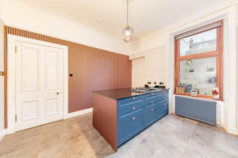 45 Rankine Street Dundee-6.JPG