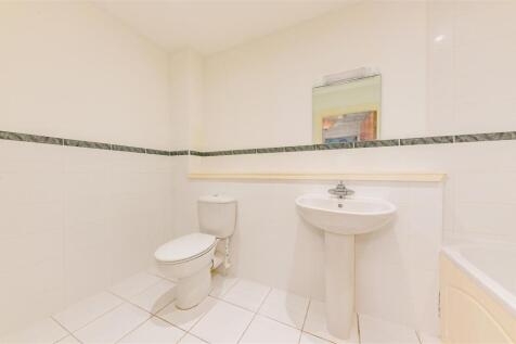 Unicorn Court, 62 Victoria Dock Road Dundee-18.JPG