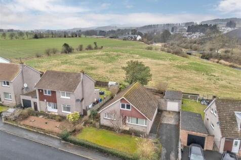 35 Pitcairn Road Dundee-2.JPG