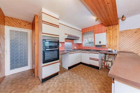 35 Pitcairn Road Dundee-12.JPG