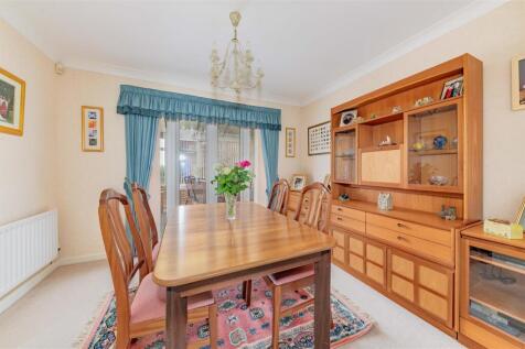 30 Lawers Road Panmurefield-9.JPG