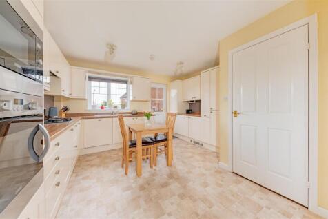 30 Lawers Road Panmurefield-22.JPG