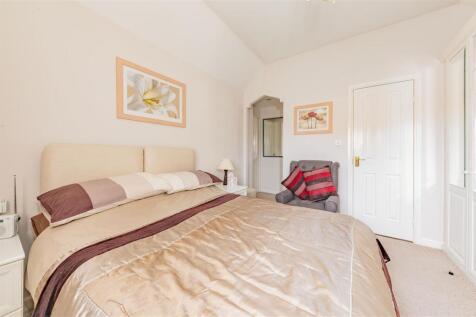 30 Lawers Road Panmurefield-14.JPG