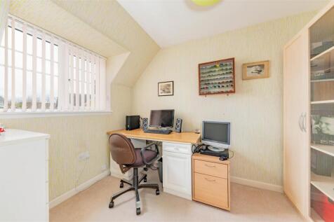 30 Lawers Road Panmurefield-19.JPG