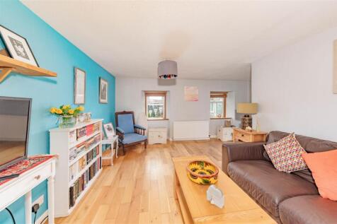 27 East Hemming Street Letham-6.JPG