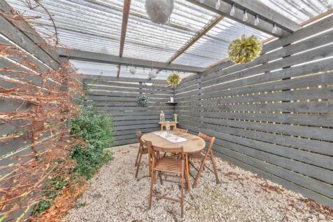 27 East Hemming Street Letham-14.JPG