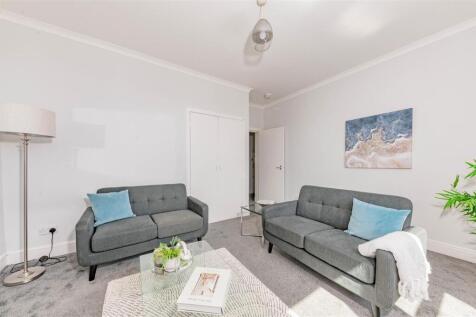 362F Strathmore Ave NEW Dundee-3.JPG