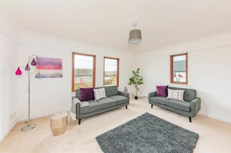 2 Westcroft Cottages Carmylie-9.JPG