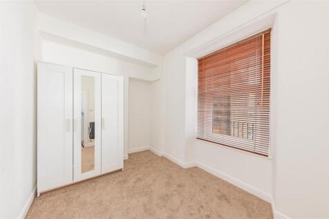 Flat 3 19 David Street BF-7.JPG