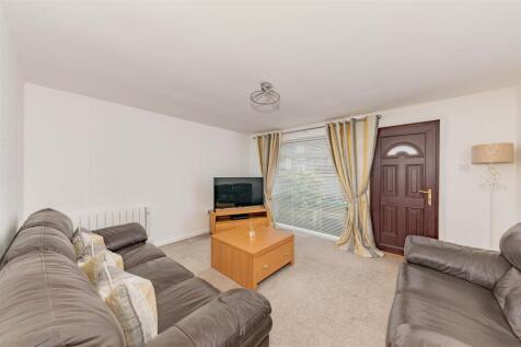 22 Auchinblae Place Dundee-10.JPG