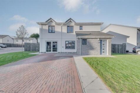 32 Castleview Place Dundee-34.JPG