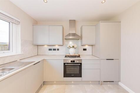 32 Castleview Place Dundee-26.JPG