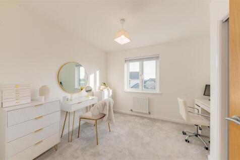 32 Castleview Place Dundee-18.JPG