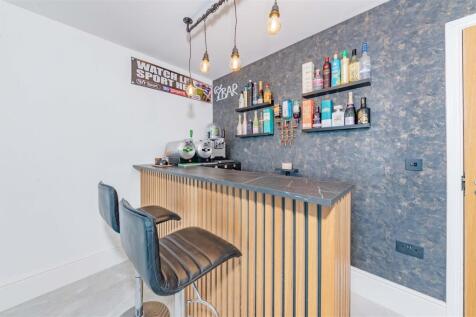 32 Castleview Place Dundee-9.JPG