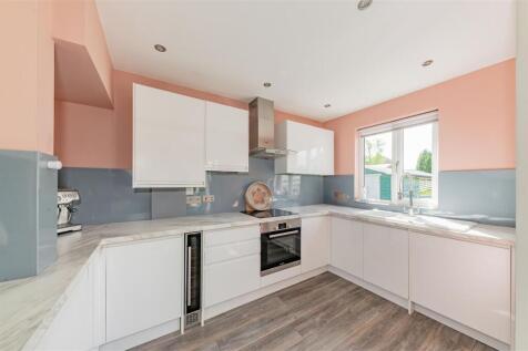 7 Sherbrook Street Dundee-6.JPG