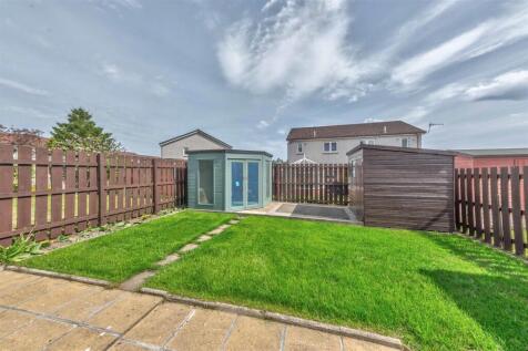 35 Myrtlehall Gardens Dundee-18.JPG