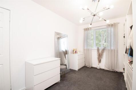 bedroom 3 (1).jpg