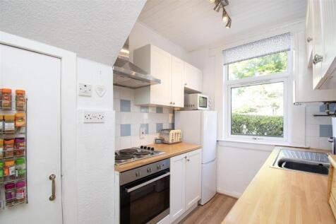 kitchen (2).jpg