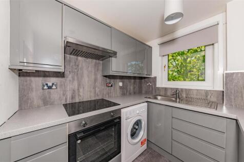 46F Bonnyrigg Place Dundee extras-1.JPG