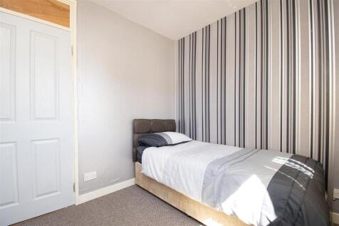 bedroom 3 (1).jpg