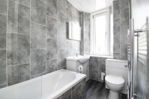 bathroom (1).jpg