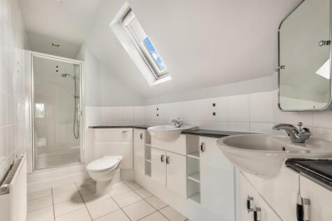 24 Nicoll Place (17).jpg