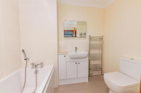 2A Victoria Street Monifieth-3.JPG