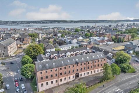 11 Blaikies Mews Dundee-11.JPG