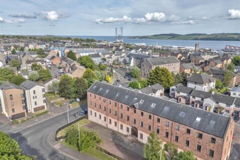 11 Blaikies Mews Dundee-10.JPG