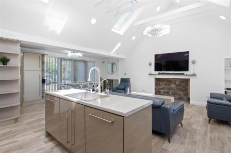 kitchen (1).jpg