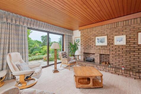 23 Seabourne Gardens Broughty Ferry-9.jpg