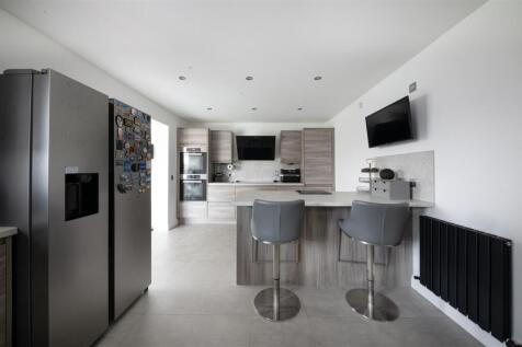 kitchen (1).jpg