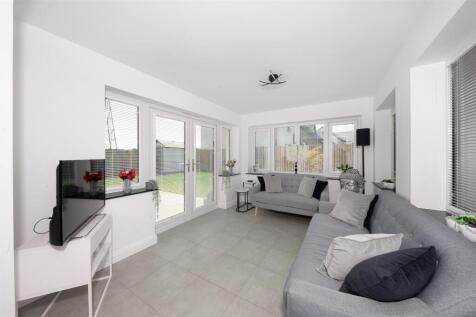 sitting room.jpg