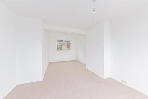 5 Ballantrae Terrace Dundee-2.JPG
