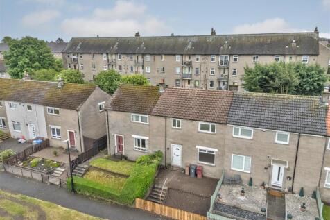 5 Ballantrae Terrace Dundee-13.JPG