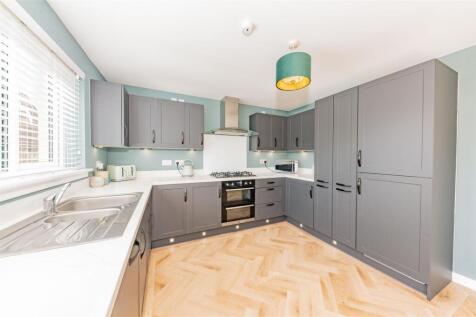 25 Selfridge Crescent Carnoustie-2.JPG