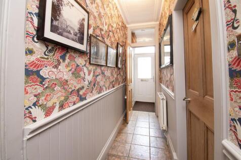 hallway .jpg