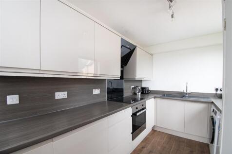 kitchen (3).jpg