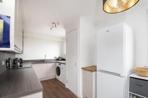 kitchen (1).jpg