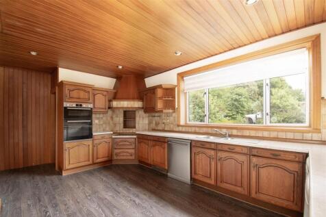 kitchen (1).jpg