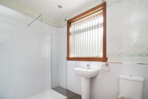 shower room (1).jpg