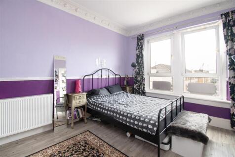 bedroom (2).jpg