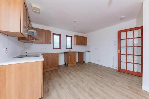 3 Westcroft Cottages Carmylie-7.JPG