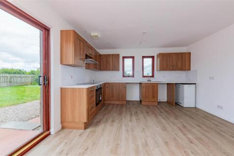 3 Westcroft Cottages Carmylie-6.JPG