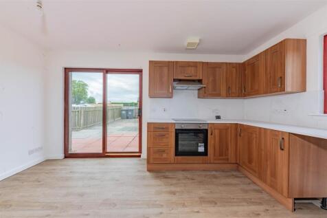 3 Westcroft Cottages Carmylie-8.JPG